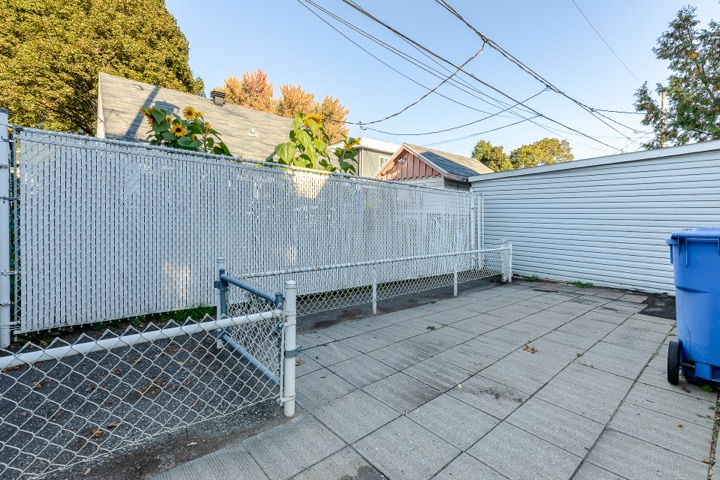 Extérieur — 133 rue Marinier, Québec
